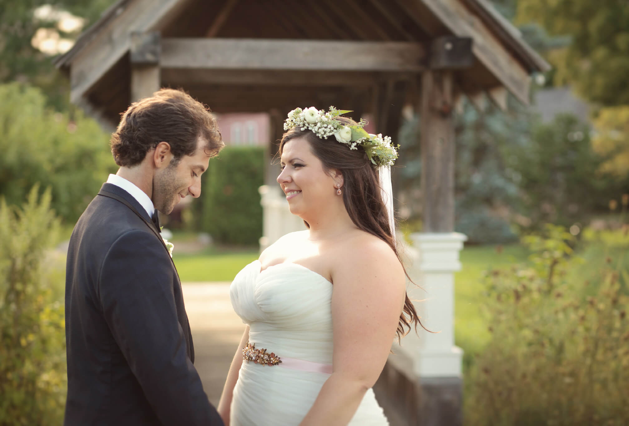 bride and groom belcroft estates