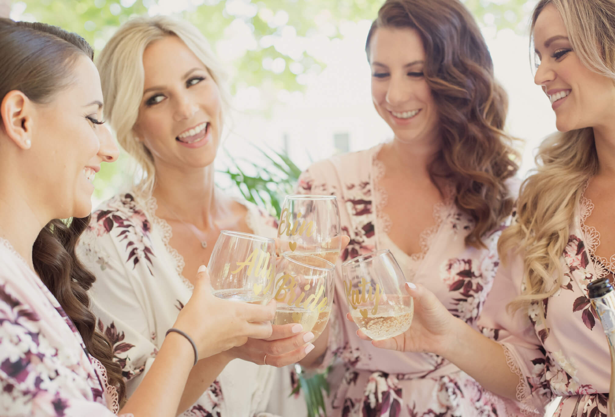 bridesmaids robes champagne